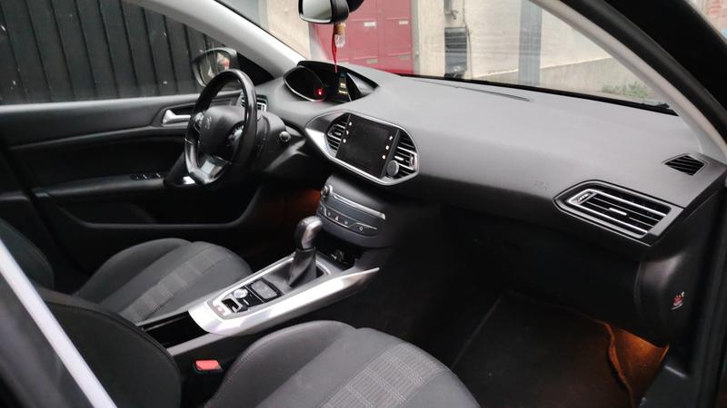 Peugeot 308 Sw 1.2 PureTech 130 Eat6 Allure - Automatique