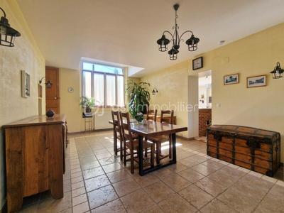 Maison - 172 m² - 6 pièces