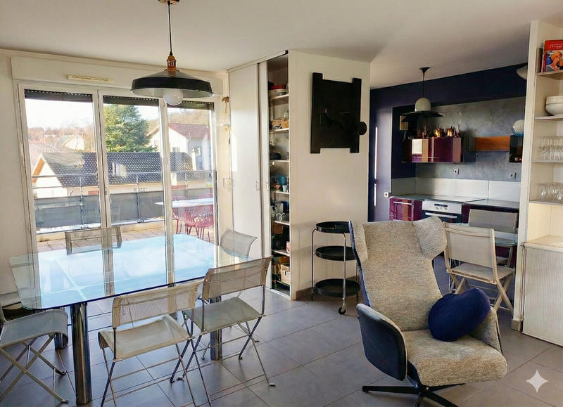 Appartement - 81 m² - 3 pièces