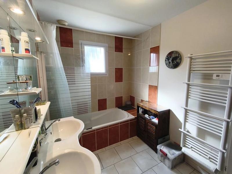 Pavillon - 103 m² - 4 pièces