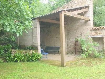 Maison - 420 m² - 10 pièces