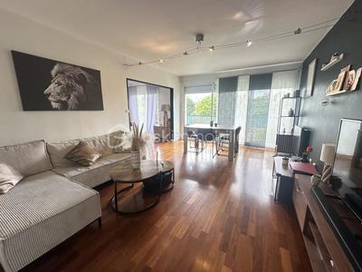 Appartement - 94 m² - 4 pièces