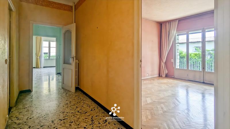 Appartement - 122 m² - 4 pièces