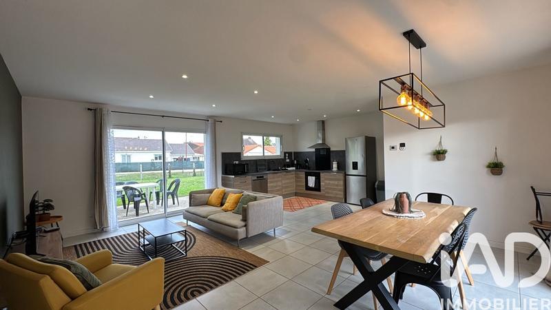 Maison - 105 m² - 5 pièces