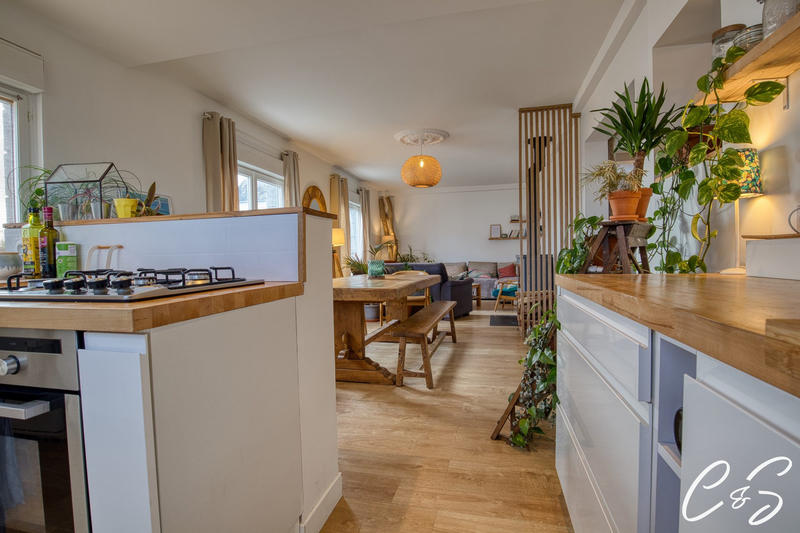 Maison - 110 m² - 4 pièces