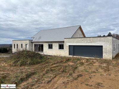 Villa - 278 m² - 2 pièces