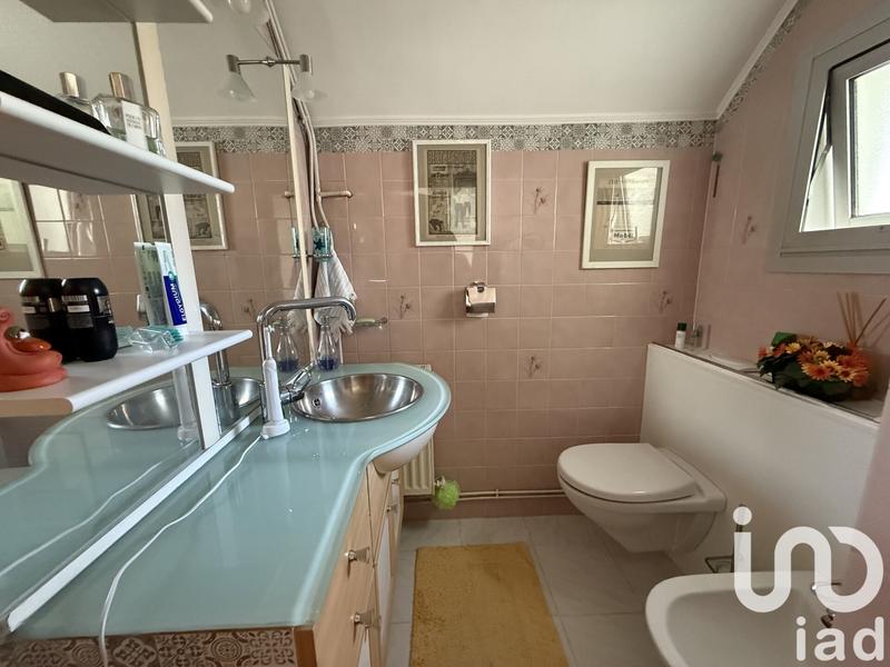 Maison - 158 m² - 8 pièces