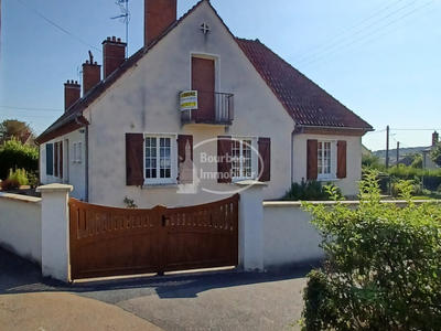 Maison - 102 m² - 6 pièces