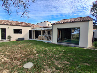 Maison - 135 m² - 6 pièces