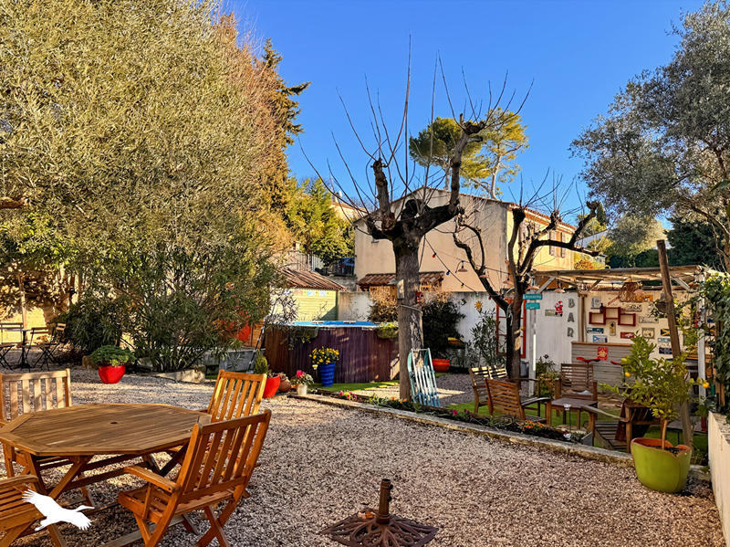 Maison - 195 m² - 6 pièces