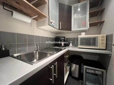 Bureau - 87 m² - 6 pièces