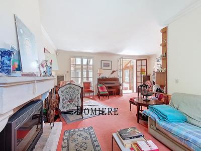 Maison - 165 m² - 7 pièces