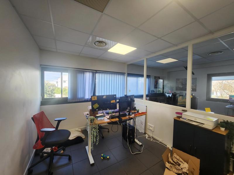 Bureau - 230 m² - 11 pièces