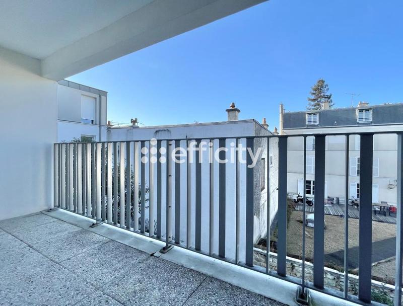 Appartement - 95 m² - 5 pièces