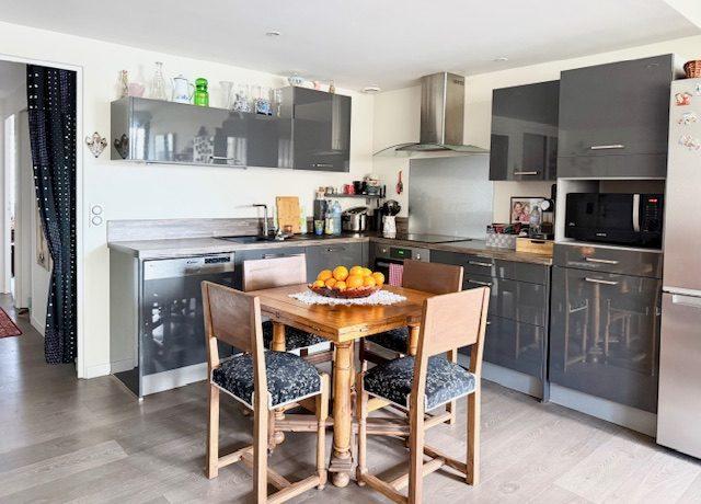 Appartement - 76 m² - 3 pièces