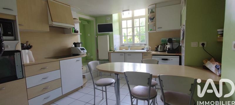 Maison - 343 m² - 10 pièces