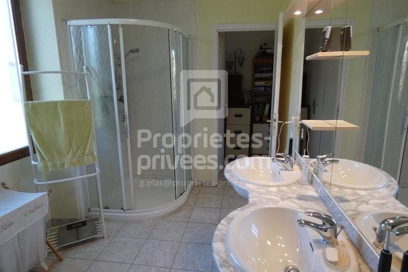 Demeure - 188 m² - 7 pièces