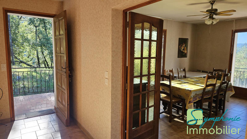 Villa - 190 m² - 10 pièces