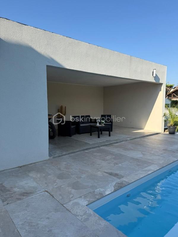 Maison traditionnelle - 173 m² - 5 pièces