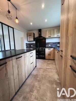 Maison - 122 m² - 5 pièces