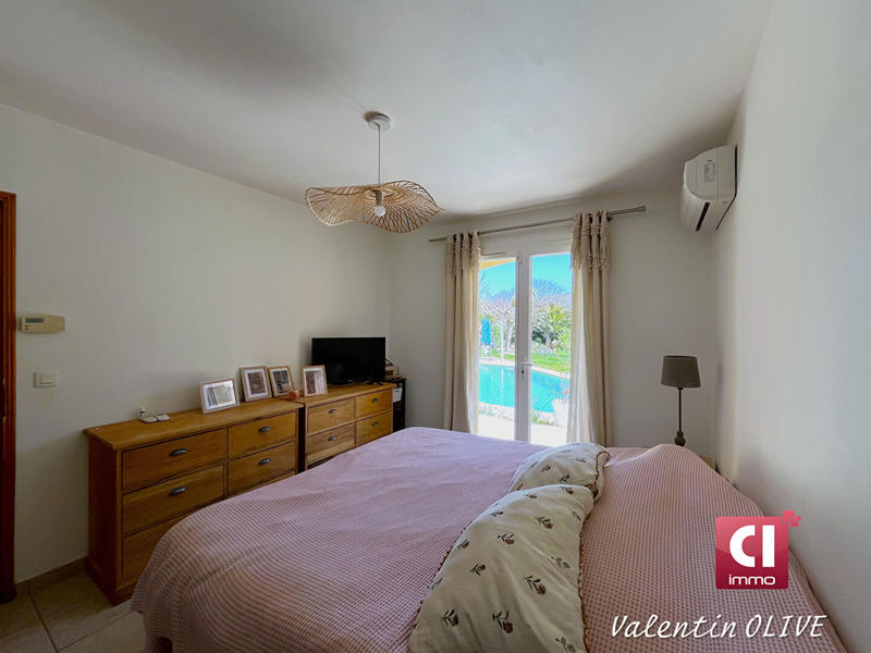 Maison - 222 m² - 7 pièces