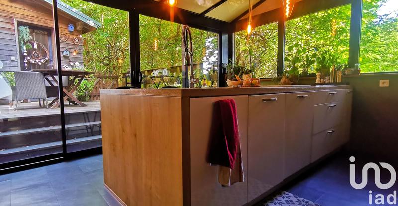 Maison - 200 m² - 7 pièces