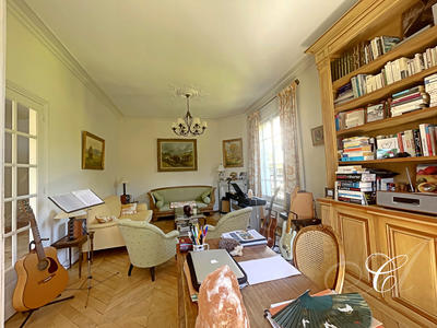 Villa - 183 m² - 6 pièces