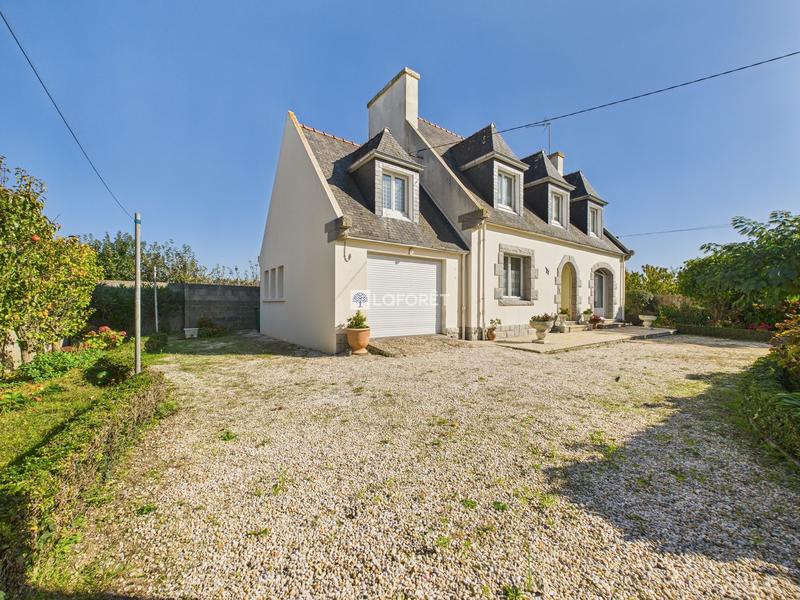 Maison - 138 m² - 5 pièces