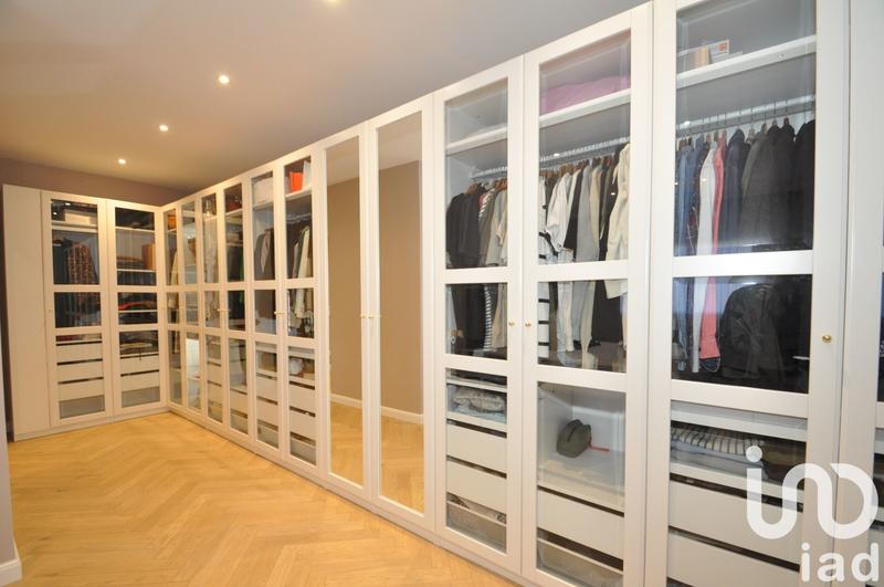 Maison de maîtres - 280 m² - 8 pièces