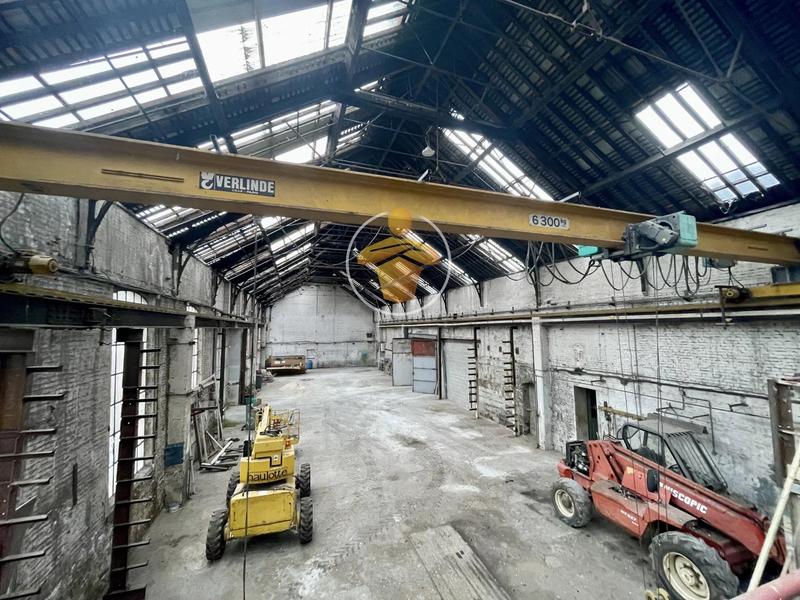 Bureau - 2 190 m² - 5 pièces