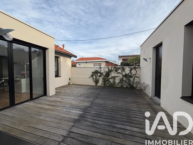 Maison - 144 m² - 7 pièces