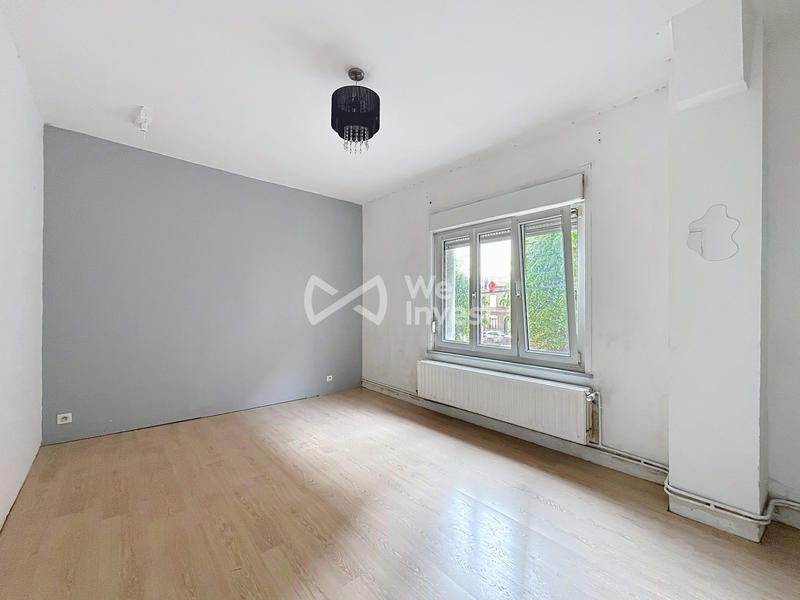 Maison - 200 m² - 8 pièces