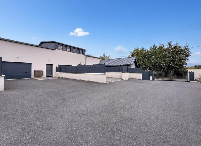 Appartement - 134 m² - 4 pièces