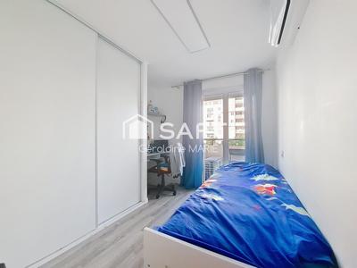 Appartement - 93 m² - 4 pièces