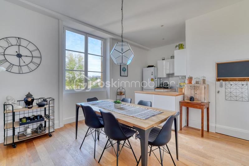 Appartement - 79 m² - 3 pièces