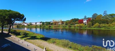 Maison - 365 m² - 15 pièces