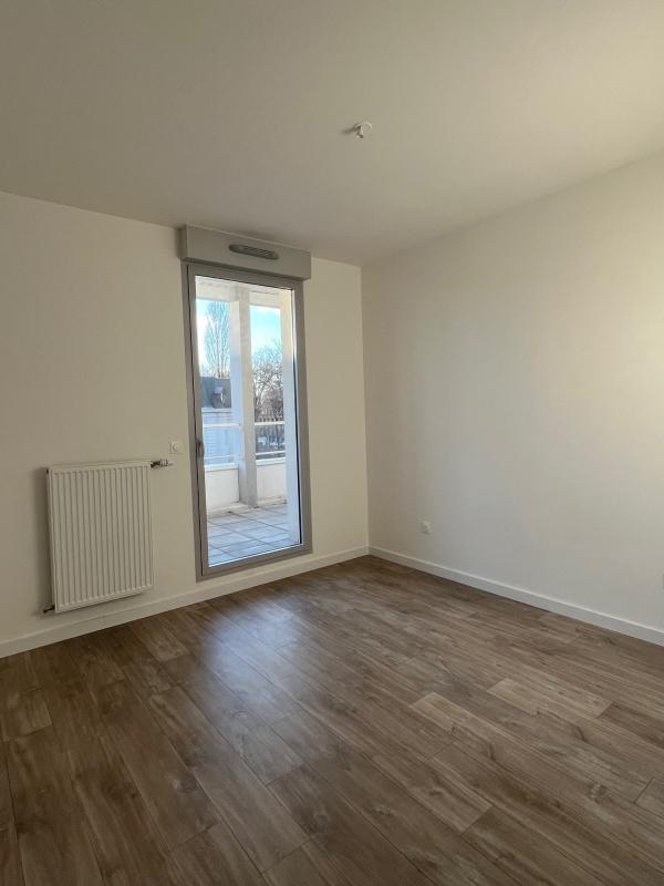 Appartement - 104 m² - 4 pièces