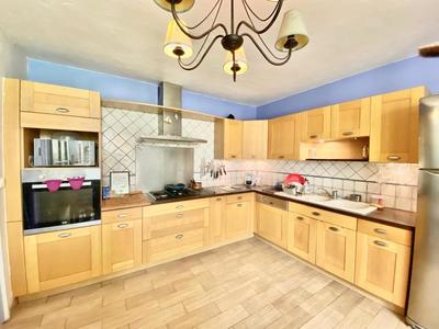 Maison - 120 m² - 5 pièces