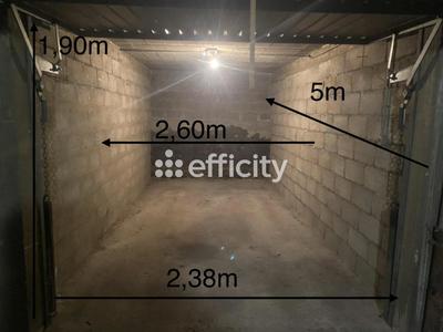 Parking / Garage - 13 m²