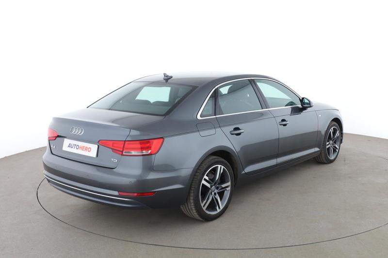 Audi A4 2.0 Tdi s line 150 ch