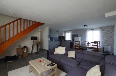 Maison - 122 m² - 6 pièces