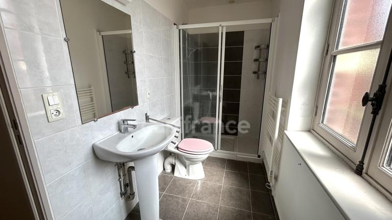 Immeuble - 207 m² - 9 pièces