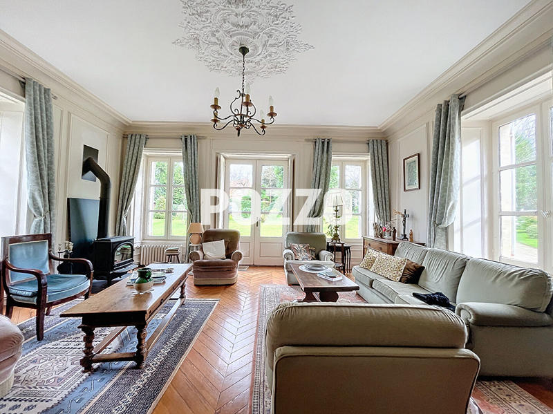 Immeuble - 10 pièces