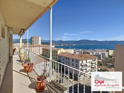 Appartement - 87 m² - 4 pièces