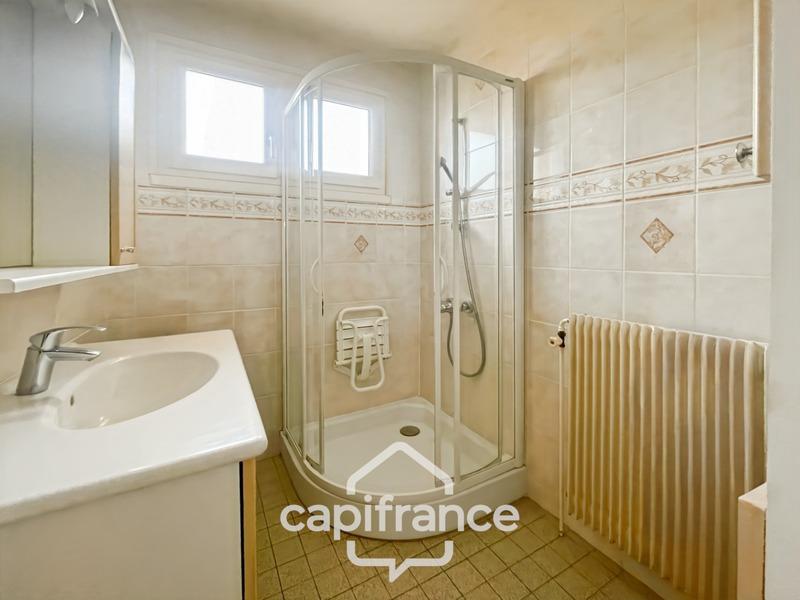 Maison - 98 m² - 6 pièces