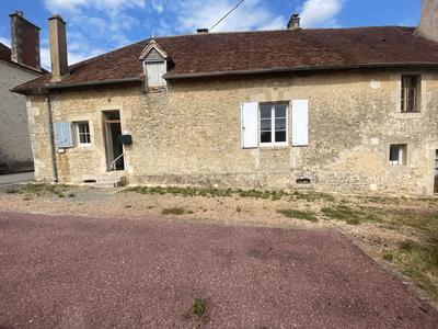 Maison - 75 m² - 5 pièces