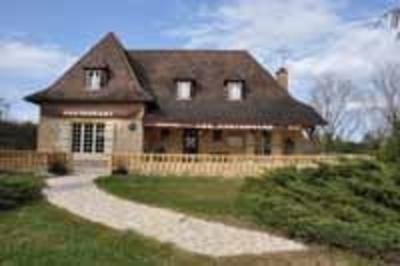 Propriété - 373 m² - 14 pièces