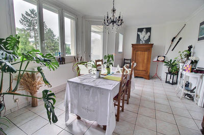 Maison - 114 m² - 6 pièces