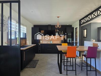 Maison - 179 m² - 5 pièces