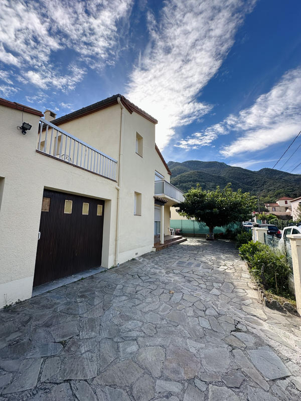 Maison - 170 m² - 8 pièces